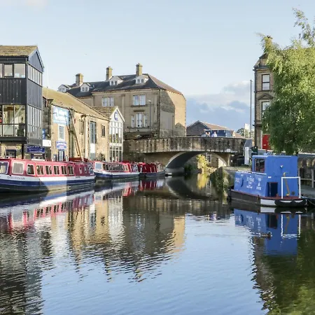 Waters View * Skipton